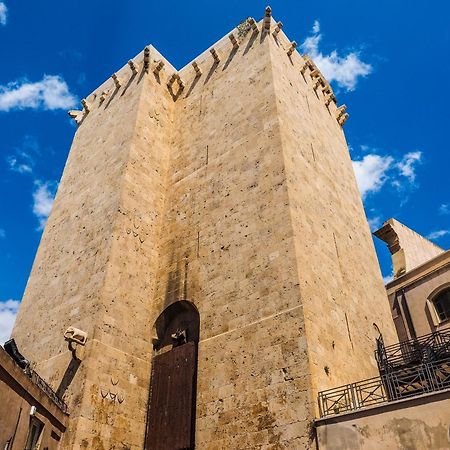 Casa Storica Di Charme Con Vista Mare Nel Cuore Di كالياري المظهر الخارجي الصورة